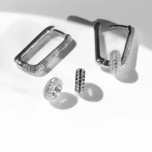 Alternative view of MyaMoon "Metropolitan Glow ZC M Rolling Charm" kõrvarõngad