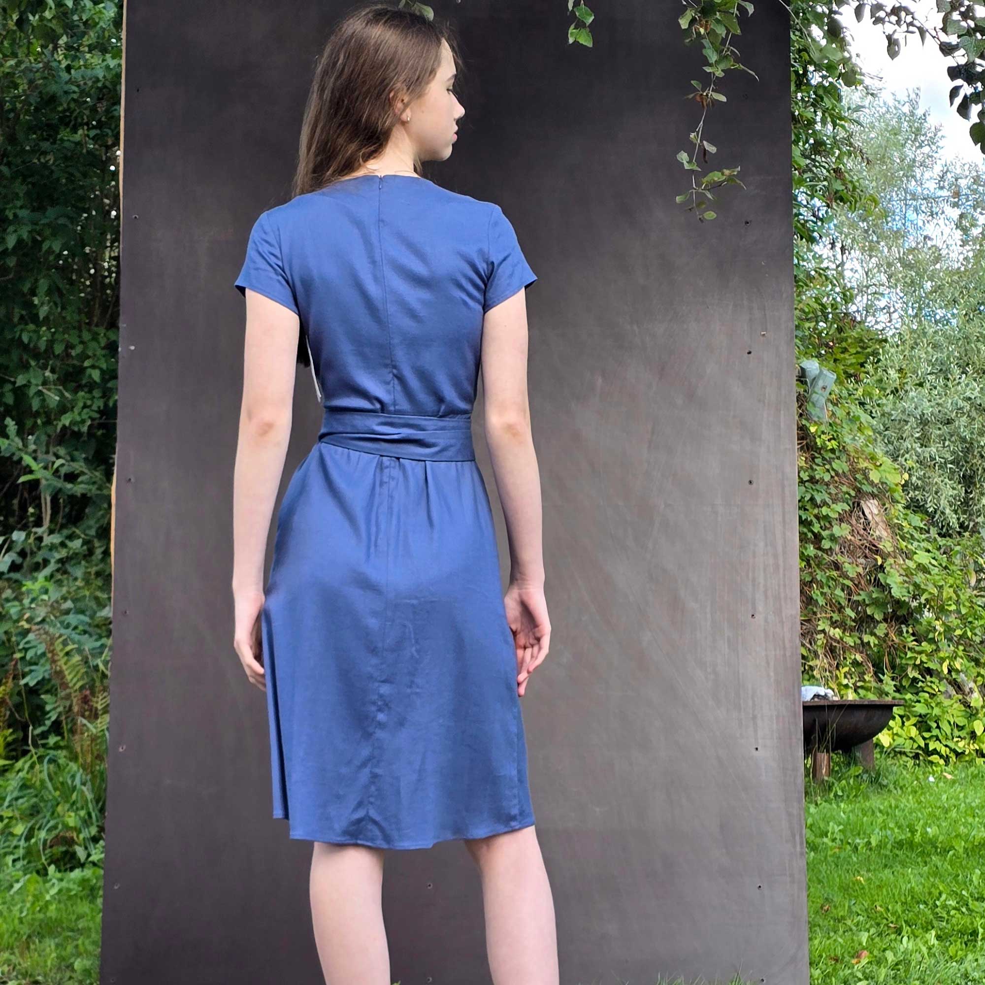 Raili Nõlvak Seosega Sinine linane kleit - Image 2