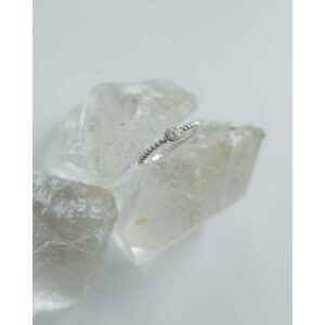 Alternative view of helge stuudio "Alana Musta Herkimeri Teemantiga" sõrmus