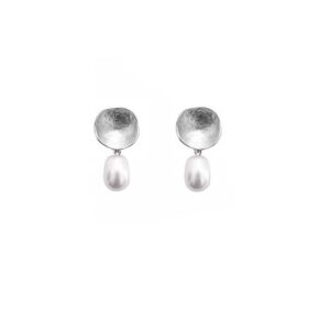 Alternative view of helge stuudio "Iti Grande Pärl" kõrvarõngad