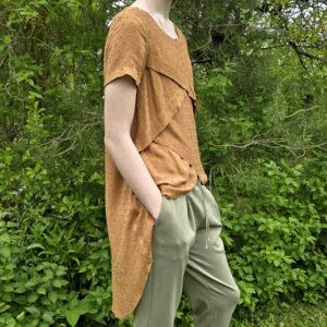 Raili Nõlvak Kihiline Helepruun tuunika