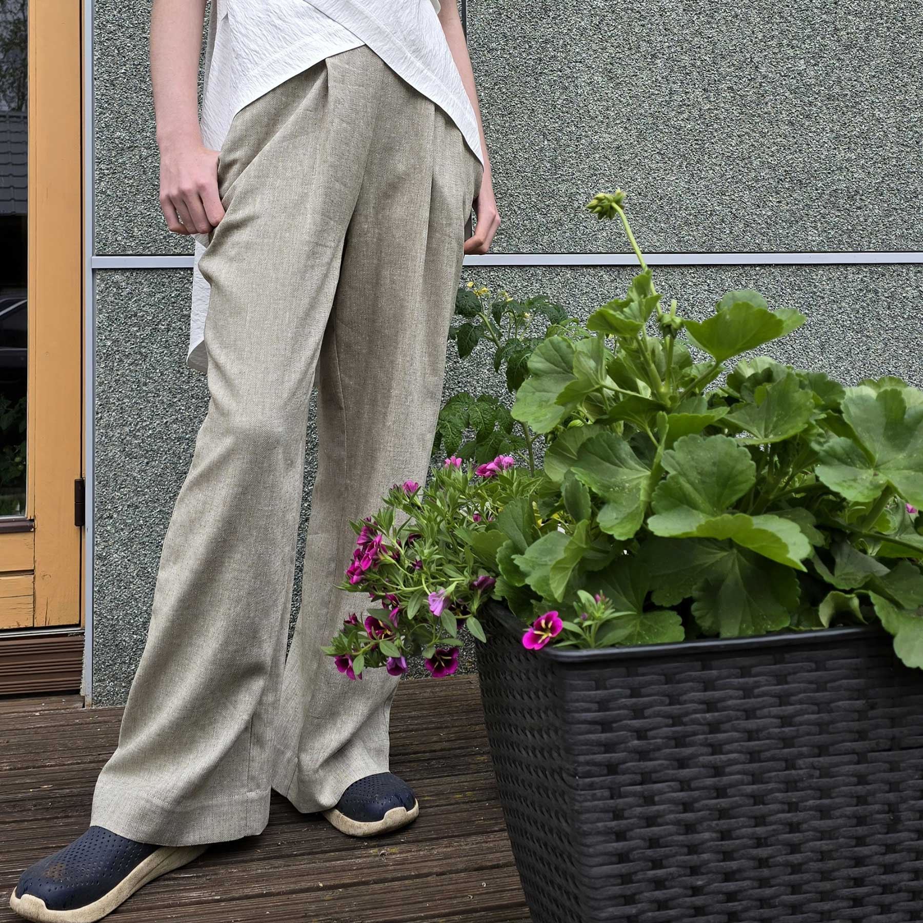 Raili Nõlvak Linased Rohekad püksid - Image 2