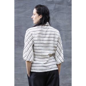 Alternative view of Raili Nõlvak Volditud rinnaga Triibuline pluus