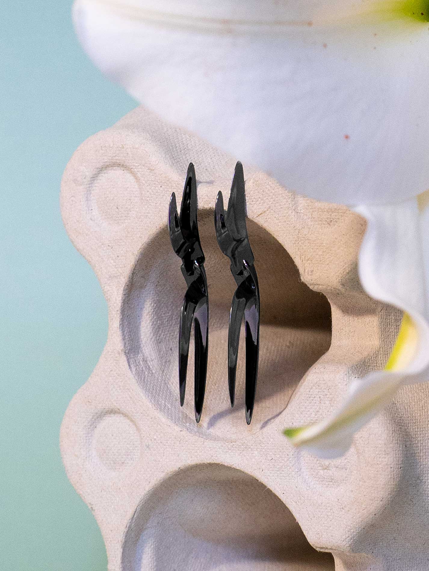 NRTN "SAMTEN BLACK" kõrvarõngad - Image 3