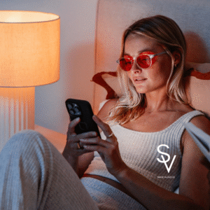 Alternative view of Sininevalgus "Round Red Lens kristall" prillid