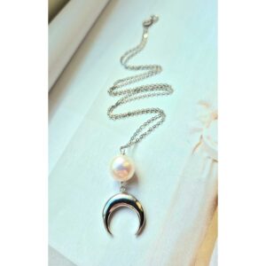 Kristi Liiva KL130 Poolkuu kaelakee