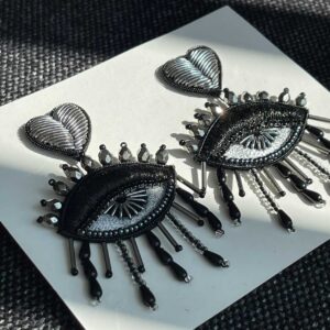 Alternative view of VETKA "Shadowed Passion" kõrvarõngad