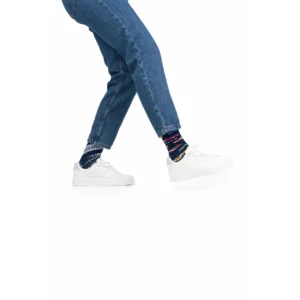 Alternative view of Many Mornings "FAST CARS" sokid