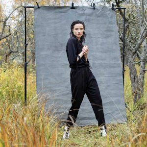 Raili Nõlvak Kummiga Mustad püksid