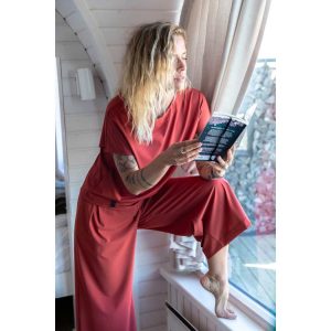 Alternative view of TUUB "CULOTTES Toskaana punased" laiad püksid