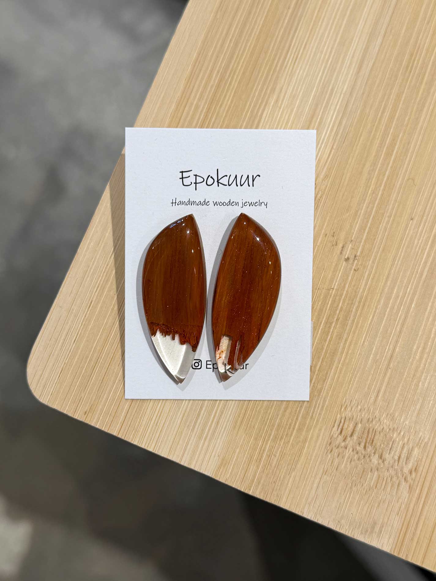 Epokuur "Punane Tilk 26053" kõrvarõngad