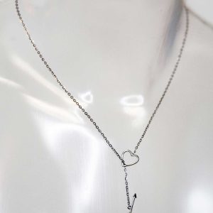 Alternative view of Tanel Veenre "Black Crystal Heart & Arrow hõbedast" kaelakee