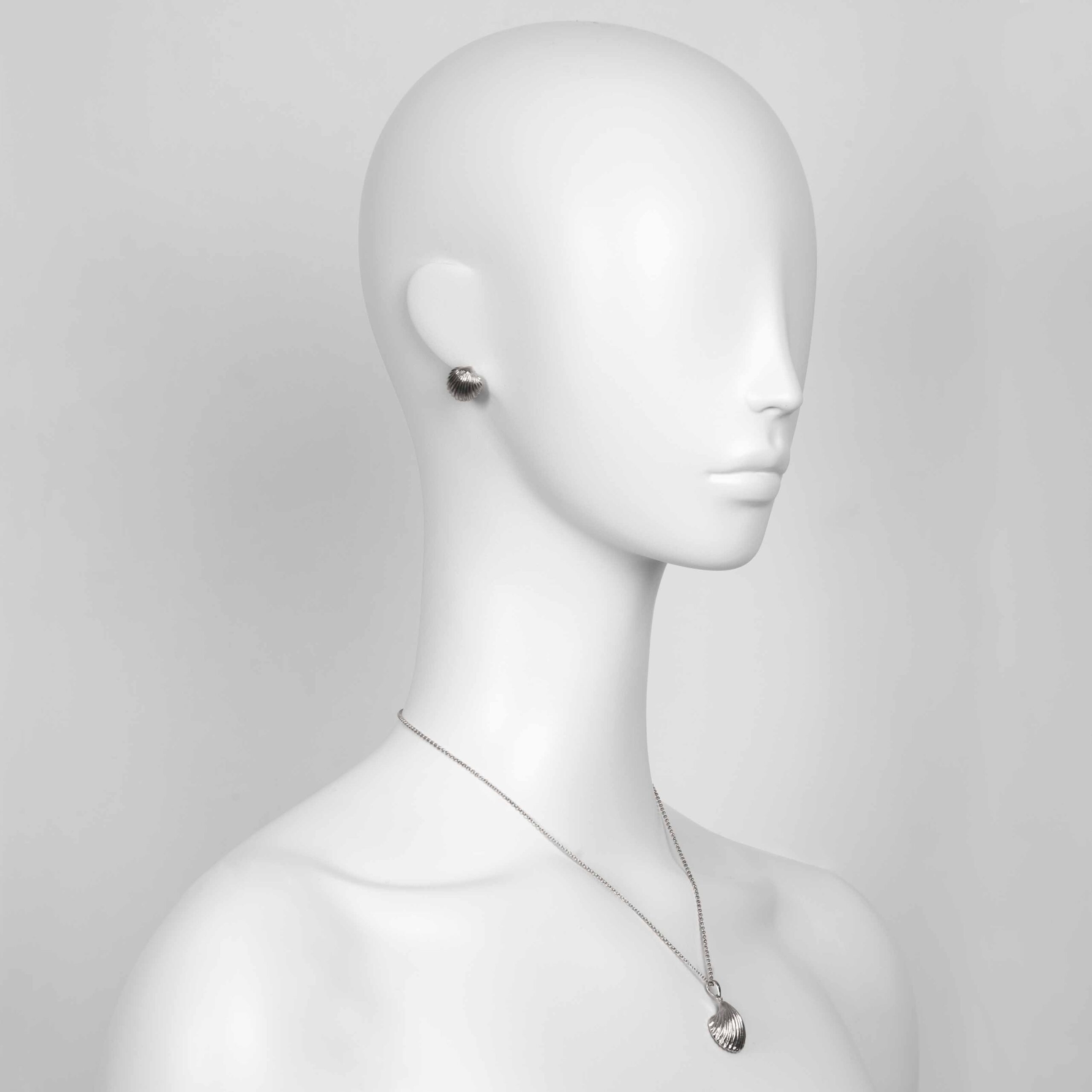 Tanel Veenre "Venus Dark" kaelakee - Pilt 2