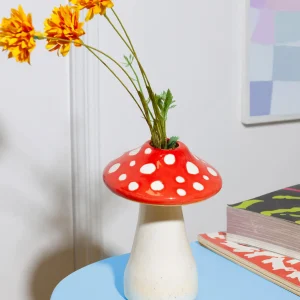 Alternative view of DOIY “Amanita Small” vaas